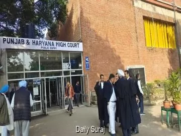 ਪੰਜਾਬ-ਹਰਿਆਣਾ ਹਾਈ ਕੋਰਟ ਵਿੱਚ EVM ਵਿਵਾਦ, ਚੋਣ ਕਮਿਸ਼ਨ ਨੇ ਕਿਹਾ- ਮਸ਼ੀਨਾਂ ਪੰਜਾਬ ਲਈ ਰਵਾਨਾ
