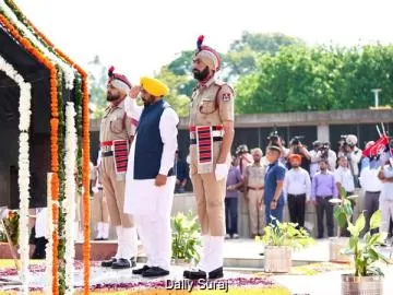 CM Bhagwant Singh Mann Pays Tributes to Kargil War Heroes, Says Their Supreme Sacrifice Will Continue to Inspire Generations