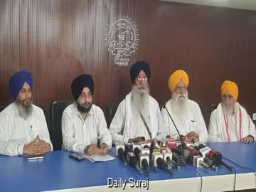 गुरबाणी कीर्तन के लाइव प्रसारण का अधिकार सिर्फ शिरोमणि कमेटी के पास: धामी