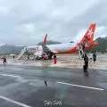 Chaos at Sydney Airport as Two Aircraft Narrowly Avoid Collision
