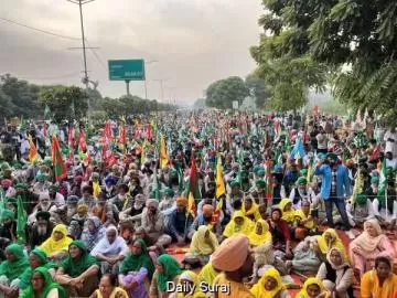 मोहाली-चंडीगढ़ बॉर्डर पर किसानों का आंदोलन तीसरे दिन भी जारी