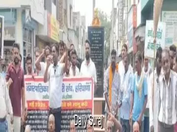 ਡੱਬਵਾਲੀ ਨਗਰ ਪਰਿਸ਼ਦ ਵੱਲੋਂ ਹੜਤਾਲੀ ਕਰਮਚਾਰੀਆਂ ਨੂੰ ਨੋਟਿਸ ਜਾਰੀ