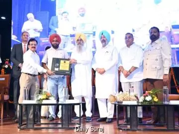 हमें उत्पादन के साथ-साथ अपने उत्पादों की बेहतर मार्केटिंग करना भी आना चाहिए: गुरमीत सिंह खुड्डियां