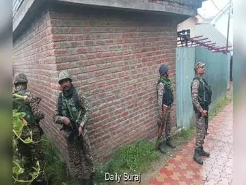 जम्मू-कश्मीर मुठभेड़ विवाद: पाकिस्तानी सेना का दावा, जीवित है भारतीय सुरक्षा बलों द्वारा ढेर किया गया लश्कर कमांडर आसिफ