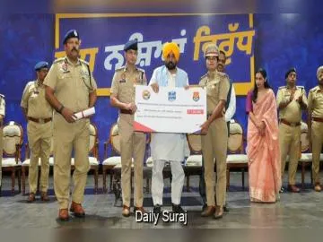 ਨਸ਼ਿਆਂ ਵਿਰੁੱਧ ਆਰ-ਪਾਰ ਦੀ ਜੰਗ: ਪੰਜਾਬ ਪੁਲਿਸ ਵਿੱਚ 10 ਹਜ਼ਾਰ ਨਵੀਆਂ ਅਸਾਮੀਆਂ ਭਰਨ ਦਾ ਸੀ.ਐੱਮ. ਭਗਵੰਤ ਮਾਨ ਵੱਲੋਂ ਵੱਡਾ ਐਲਾਨ