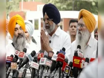 पार्टी पंजीकरण रोकने के खिलाफ अकाली दल वारिस पंजाब दे ने राज्यपाल कटारिया से की मुलाकात
