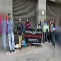 लंदन में भारतीय उच्चायोग के बाहर प्रवासियों का आपातकालीन प्रदर्शन, भारत में हो रहे विरोध प्रदर्शनों का किया समर्थन