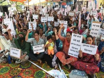 पंजाब के सरकारी कर्मचारियों की सामूहिक छुट्टी: मुख्य सचिव ने बातचीत के लिए बुलाया