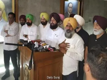 पंजाब विधानसभा सत्र मात्र नौ मिनट में खत्म होने पर गरमाई सियासत: कांग्रेस ने भगवंत मान सरकार को घेरा, मुख्यमंत्री से इस्तीफे की मांग