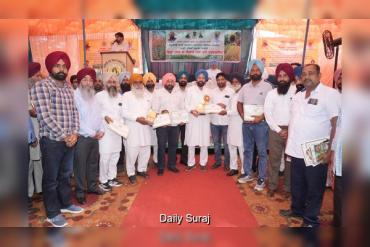 ਫਤਹਿਗੜ੍ਹ ਸਾਹਿਬ ਦੇ ਕਿਸਾਨਾਂ ਨੇ ਪਰਾਲੀ ਪ੍ਰਬੰਧਨ ਵਿੱਚ ਪਿਛਲੇ ਸਾਲ ਪੰਜਾਬ ਭਰ ਵਿੱਚ ਮੋਹਰੀ ਸਥਾਨ ਹਾਸਲ ਕੀਤਾ- ਐਡਵੋਕੇਟ ਲਖਬੀਰ ਸਿੰਘ ਰਾਏ