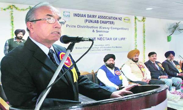 ਉੱਘੇ ਸਿੱਖਿਆ ਸ਼ਾਸਤਰੀ ਅਤੇ ਪੰਜਾਬ ਸਕੂਲ ਸਿੱਖਿਆ ਬੋਰਡ ਦੇ ਸਾਬਕਾ ਉਪ ਚੇਅਰਮੈਨ ਡਾ. ਟੰਡਨ ਦੀ ਕੋਰੋਨਾ ਕਾਰਨ ਮੌਤ