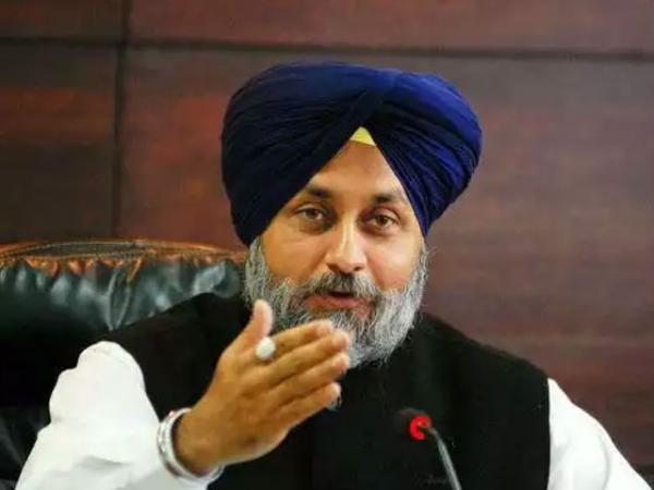 ਕਾਲੇ ਕਾਨੂੰਨ ਰੱਦ ਕਰਨ ਲਈ ਪਾਰਲੀਮੈਂਟ ਦਾ ਫੌਰੀ ਹੰਗਾਮੀ ਸੈਸ਼ਨ ਸੱਦਿਆ ਜਾਵੇ - ਸੁਖਬੀਰ ਸਿੰਘ ਬਾਦਲ
