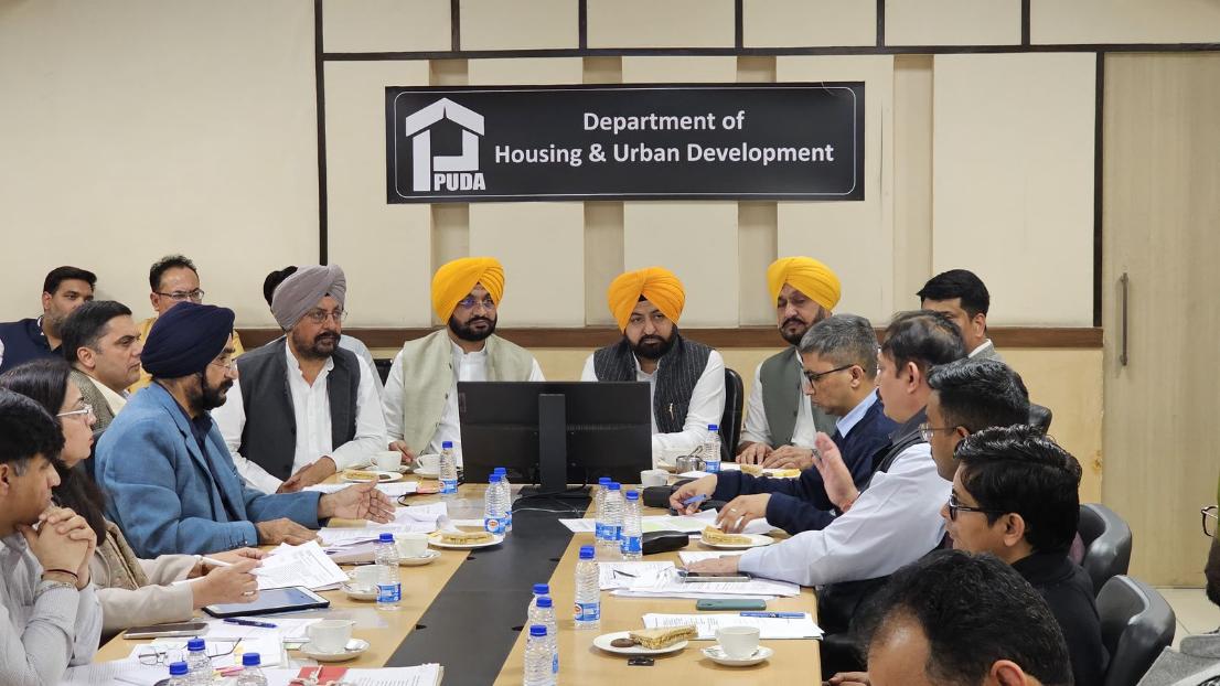 ਮੁੰਡੀਆਂ ਤੇ ਸੌਂਦ ਵੱਲੋਂ ਨਿਵੇਸ਼ਕਾਂ ਲਈ ਸੁਖਾਵਾਂ ਤੇ ਸਾਜਗਾਰ ਮਾਹੌਲ ਬਣਾਉਣ ਦੇ ਨਿਰਦੇਸ਼