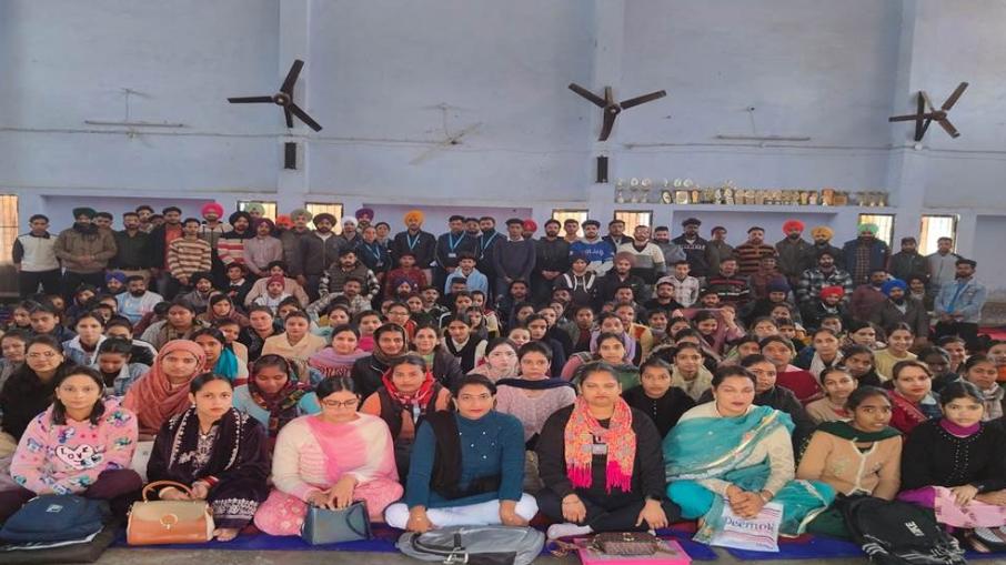 ਜ਼ਿਲ੍ਹਾ ਗੁਰਦਾਸਪੁਰ ਵਿੱਚ ‘ਯੋਗਾ ਅਧਿਅਨ ਕੇਂਦਰ’ ਦੀ ਕੀਤੀ ਸ਼ੁਰੂਆਤ