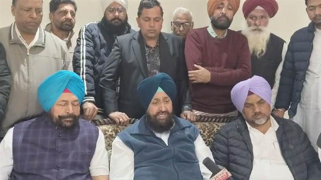 ਡੱਲੇਵਾਲ ਦੀ ਭੁੱਖ ਹੜਤਾਲ : ਪ੍ਰਤਾਪ ਬਾਜਵਾ ਦੀ ਮੁੱਖ ਮੰਤਰੀ ਮਾਨ ਨੂੰ ਸਲਾਹ, ਕਿਹਾ- ਸੱਦੀ ਜਾਵੇ ਸਰਬ ਪਾਰਟੀ ਮੀਟਿੰਗ