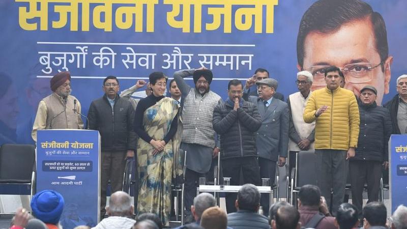 Free Treatment for Senior Citizens in Govt, Private Hospitals if Voted to Power: Kejriwal
