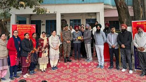 ਜ਼ਿਲ੍ਹਾ ਰੋਜ਼ਗਾਰ ਤੇ ਕਾਰੋਬਾਰ ਬਿਊਰੋ ਰੂਪਨਗਰ ਵੱਲੋਂ ਸਰਕਾਰੀ ਸੀਨੀਅਰ ਸੈਕੰਡਰੀ ਸਮਾਰਟ ਸਕੂਲ ਭਰਤਗੜ੍ਹ ਤੇ ਕੀਰਤਪੁਰ ਸਾਹਿਬ ਵਿਖੇ ਸੈਮੀਨਾਰ