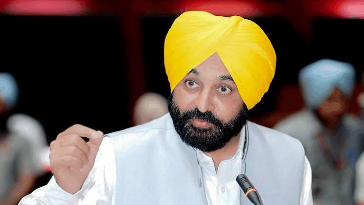 ਪੜ੍ਹੋ ਪੰਜਾਬ ਸਰਕਾਰ ਵੱਲੋਂ ਤਹਿਸੀਲਦਾਰਾਂ ਅਤੇ ਰਜਿਸਟਰਾਰਾਂ ਦੀ ਹੜਤਾਲ ਨੂੰ ਲੈਕੇ ਜਾਰੀ ਕੀਤੇ ਡੀਸੀਜ਼ ਨੂੰ ਹੁਕਮ