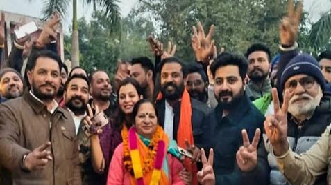 ਆਪਣੀ ਵਾਰਡ ਨੂੰ ਹਰ ਸੰਭਵ ਸਹੂਲਤ ਉਪਲਬੱਧ ਕਰਵਾਉਣਾ ਰਹੇਗੀ ਪਹਿਲ - ਕੌਂਸਲਰ ਅਨੀਤਾ ਸ਼ਰਮਾ