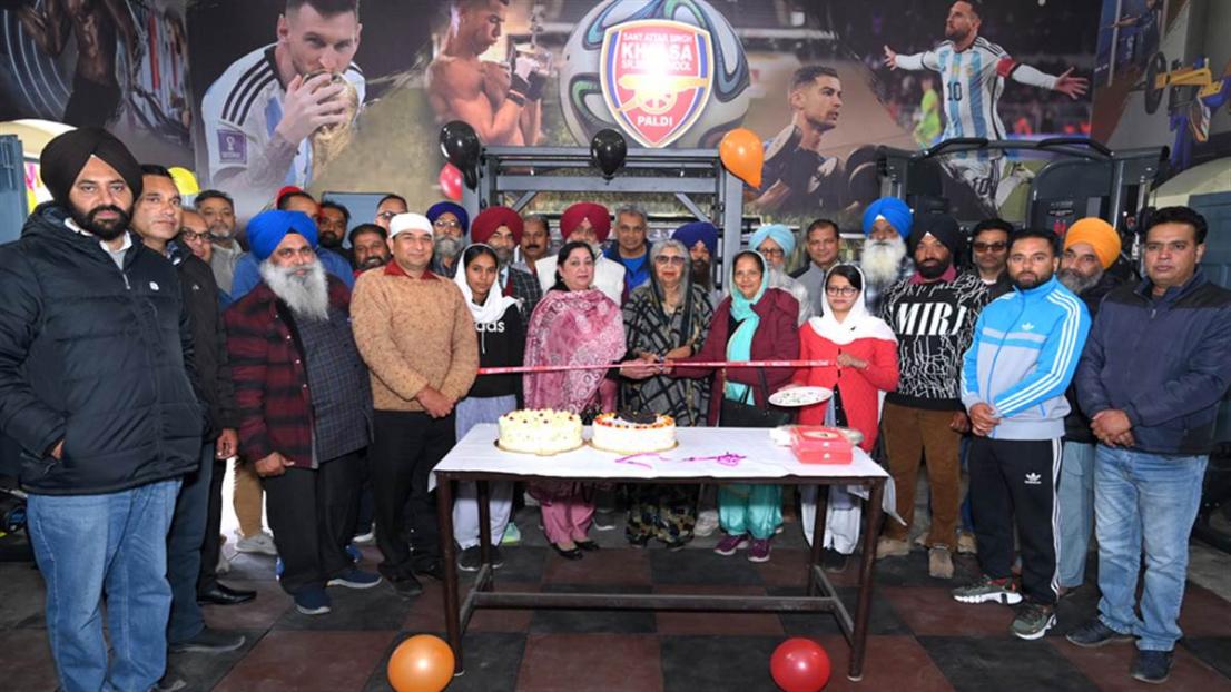 ਐੱਨਆਰਆਈ ਨੇ ਖਿਡਾਰੀਆਂ ਨੂੰ ਦਿੱਤਾ ਜਿਮ ਦਾ ਸਾਮਾਨ