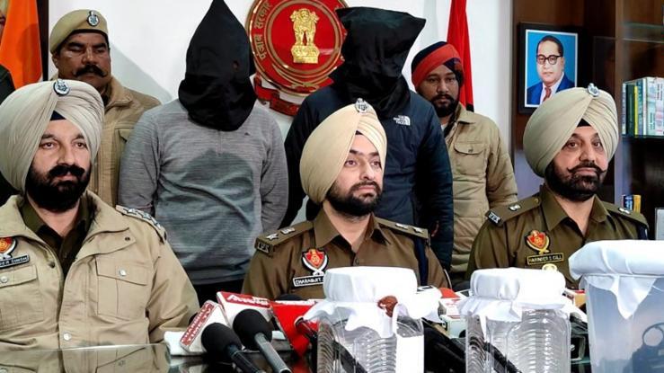 ਘੋੜੀਆਂ ਰੱਖਣ ਦੇ ਸ਼ੌਕੀ ਮੁੰਡਿਆਂ ਨੇ ਬੈਂਕ 'ਚ ਮਾਰਿਆ ਡਾਕਾ, ਲੁੱਟ ਤੋਂ ਬਾਅਦ 1 ਲੱਖ 15 ਹਜ਼ਾਰ ਦੀ ਖ਼ਰੀਦੀ ਘੋੜੀ