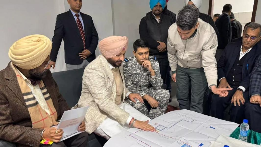 ਫਰਵਰੀ ਤਕ ਬਣ ਕੇ ਤਿਆਰ ਹੋ ਜਾਵੇਗੀ ਹਲਵਾਰਾ ਹਵਾਈ ਅੱਡੇ ਦੀ ਟਰਮੀਨਲ ਬਿਲਡਿੰਗ, ਵਪਾਰ ਤੇ ਉਦਯੋਗ ਨੂੰ ਮਿਲੇਗਾ ਹੁਲਾਰਾ : ਰਵਨੀਤ ਸਿੰਘ ਬਿੱਟੂ