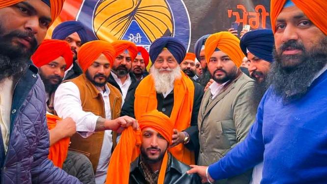 ਮੇਰੀ ਦਸਤਾਰ ਮੇਰੀ ਸ਼ਾਨ’ ਪੰਜਾਬ ਦੇ ਨੌਜਵਾਨਾਂ ਨੂੰ ਸਿੱਖੀ ਵੱਲ ਵਾਪਸ ਜੋੜਨ ਲਈ ਸਾਡੇ ਯੂਥ ਅਕਾਲੀ ਦਲ ਦਾ ਸ਼ਾਨਦਾਰ ਉਪਰਾਲਾ: ਸੁਖਬੀਰ ਸਿੰਘ ਬਾਦਲ
