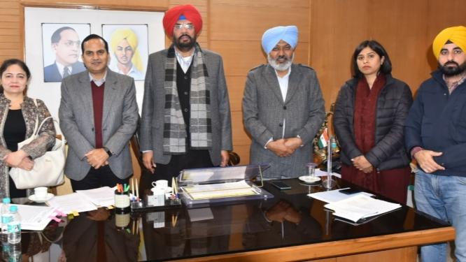 ਪੰਜਾਬ ਕੈਬਿਨੇਟ ਸਬ-ਕਮੇਟੀ ਵੱਲੋਂ ਮੁਲਾਜ਼ਮ ਯੂਨੀਅਨਾਂ ਨਾਲ ਉਸਾਰੂ ਮੀਟਿੰਗਾਂ