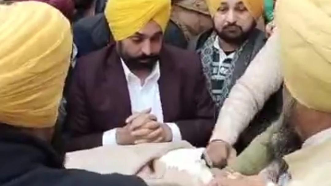 ਸੀਐਮ ਭਗਵੰਤ ਮਾਨ ਨੇ ਵਿਧਾਇਕ ਗੋਗੀ ਨੂੰ ਦਿੱਤੀ ਸ਼ਰਧਾਂਜਲੀ
