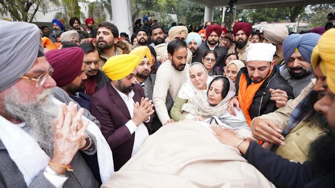 CM condoles sad demise of MLA Gogi