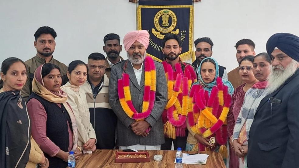 ਮਨਿੰਦਰ ਸਿੰਘ ਬਣੇ ਸੰਗਰੂਰ ਦਿੜ੍ਹਬਾ ਨਗਰ ਪੰਚਾਇਤ ਦੇ ਪ੍ਰਧਾਨ, ਜਸਪ੍ਰੀਤ ਕੌਰ ਮੀਤ ਪ੍ਰਧਾਨ ਬਣੇ