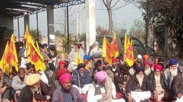 ਕਿਰਤੀ ਕਿਸਾਨ ਯੂਨੀਅਨ ਵਲੋਂ ਬੀ. ਡੀ. ਪੀ. ਓ. ਦਫਤਰ ਅੱਗੇ ਧਰਨਾ