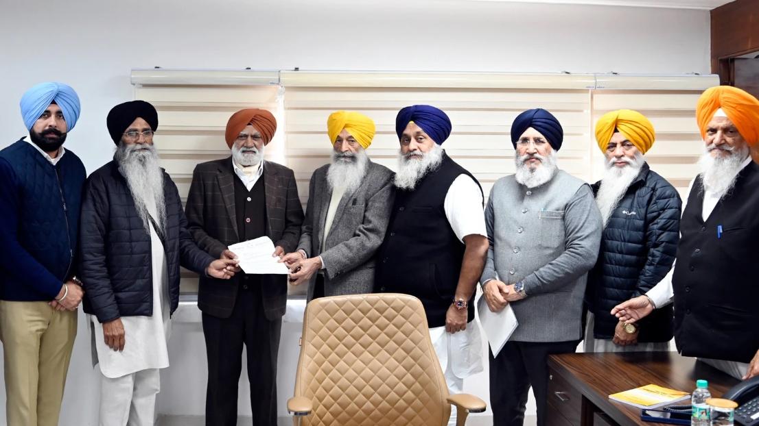 ਅਕਾਲੀ ਦਲ ਦੀ ਵਫਦ ਦੀ ਮੁੱਖ ਕਮਿਸ਼ਨਰ ਨਾਲ ਮੁਲਾਕਾਤ, ਵੋਟਰ ਰਜਿਸਟਰੇਸ਼ਨ ਦੀ ਮਿਆਦ ਵਧਾਉਣ ਦੀ ਅਪੀਲ