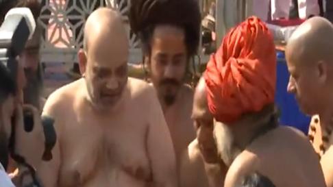 ਅਮਿਤ ਸ਼ਾਹ ਨੇ ਲਗਾਈ ਤਿ੍ਵੇਣੀ ਸੰਗਮ ’ਚ ਡੁਬਕੀ