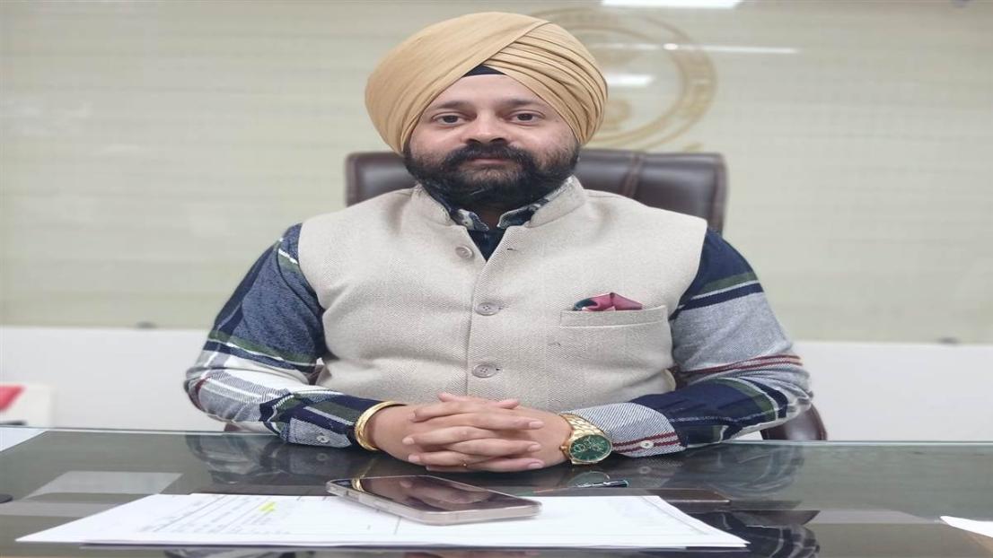 ਵਧੀਕ ਜ਼ਿਲ੍ਹਾ ਮੈਜਿਸਟਰੇਟ ਨੇ ਗੁਰਦਾਸਪੁਰ ਵਿੱਚ ਨਵੀਂ ਪਾਬੰਦੀਆਂ ਜਾਰੀ ਕੀਤੀਆਂ