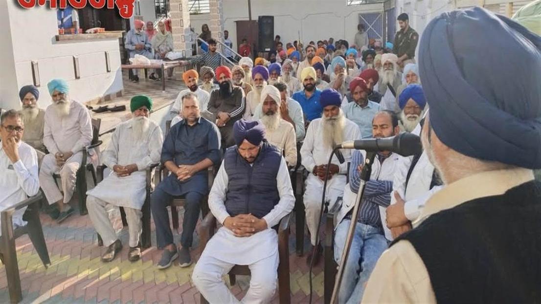 ਸਾਬਕਾ ਮੰਤਰੀ ਸਿਕੰਦਰ ਸਿੰਘ ਮਲੂਕਾ ਦੀ ਹਲਕਾ ਰਾਮਪੁਰਾ ਫੂਲ ਵਿਚ ਵਰਕਰਾਂ ਨਾਲ ਨੁੱਕੜ ਮੀਟਿੰਗ