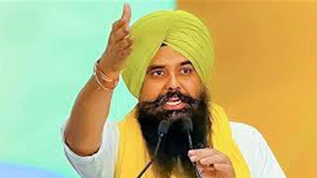 'ਆਪ' ਨੇ ਅਮਰੀਕਾ ਤੋਂ 104 ਭਾਰਤੀਆਂ ਨੂੰ ਬੇਰਹਿਮੀ ਨਾਲ ਡਿਪੋਰਟ ਕਰਨ ਦੀ ਕੀਤੀ ਨਿੰਦਾ, ਮੋਦੀ ਸਰਕਾਰ ਤੋਂ ਮੰਗੀ ਜਵਾਬਦੇਹੀ