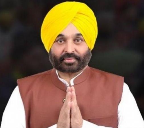 CM ਮਾਨ ਨੇ ਪੁਲਵਾਮਾ ਦੇ ਸ਼ਹੀਦਾਂ ਨੂੰ ਦਿੱਤੀ ਸ਼ਰਧਾਂਜਲੀ, ਲਿਖਿਆ- 'ਦੇਸ਼ ਜਵਾਨਾਂ ਦੀ ਮਹਾਨ ਕੁਰਬਾਨੀ ਨੂੰ ਕਦੇ ਨਹੀਂ ਭੁੱਲੇਗਾ'