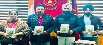 ਡਿਪਟੀ ਕਮਿਸ਼ਨਰ ਵੱਲੋਂ ਗਰਮ ਰੁੱਤ ਦੇ ਸਬਜ਼ੀ ਬੀਜਾਂ ਦੀ ਮਿੰਨੀ ਕਿੱਟ ਜਾਰੀ