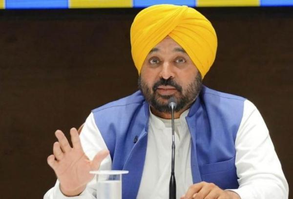 ਚੰਡੀਗੜ੍ਹ ’ਚ ਨਿਯੁਕਤੀ ਪੱਤਰ ਵੰਡ ਸਮਾਗਮ ਦੌਰਾਨ ਮੁੱਖ ਮੰਤਰੀ ਭਗਵੰਤ ਮਾਨ ਵਿਰੋਧੀਆਂ ’ਤੇ ਬੋਲਿਆ ਹਮਲਾ 
