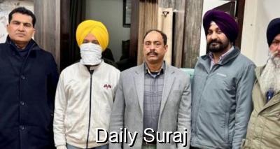 30,000 ਰੁਪਏ ਰਿਸ਼ਵਤ ਲੈਣ ਦੇ ਦੋਸ਼ ਵਿੱਚ ਭਗੌੜਾ ਸਹਾਇਕ ਕਿਰਤ ਕਮਿਸ਼ਨਰ ਵਿਜੀਲੈਂਸ ਬਿਊਰੋ ਵੱਲੋਂ ਗ੍ਰਿਫ਼ਤਾਰ