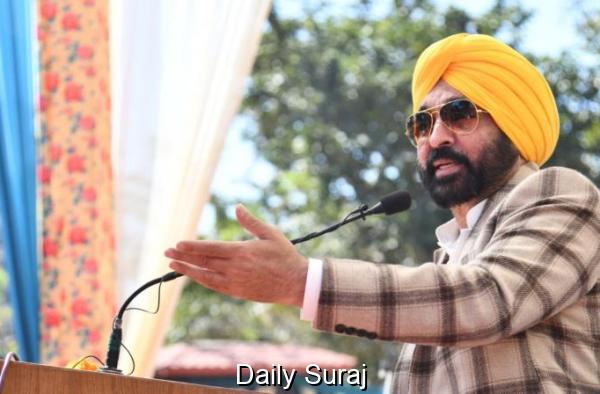 Play proactive role in curbing menace of drugs: CM exhorts people