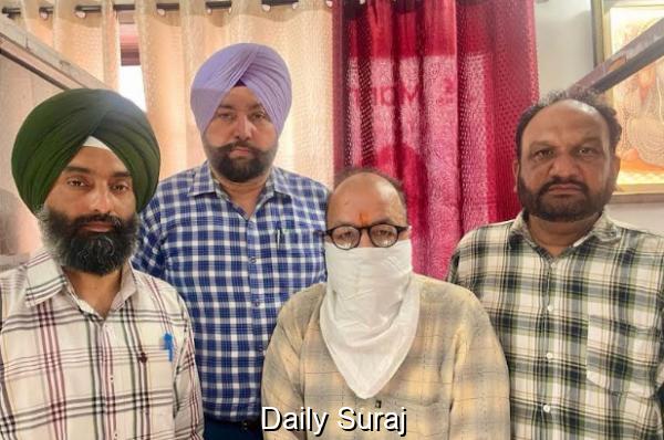 Vigilance Bureau arrests Homeopathic Doctor red-handed accepting Rs 3.50 lakh bribe