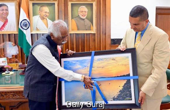 Governor of Haryana unveiled Pictorial Artwork of Harpreet Sandhu on “Sukhna Lake”