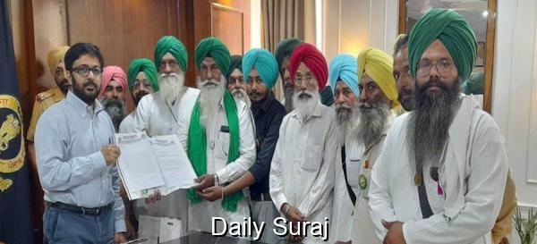 ਕਿਸਾਨ ਜਥੇਬੰਦੀਆਂ ਨੇ ਫਸਲਾਂ ਤੇ ਜਾਨੀ ਨੁਕਸਾਨ ਦੇ ਮੁਆਵਜ਼ੇ ਲਈ ਮੰਗ ਪੱਤਰ ਦਿੱਤਾ