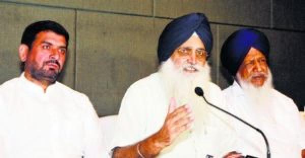 ਬਰਗਾੜੀ ਮੋਰਚੇ ਦੇ ਪ੍ਰਬੰਧਕ ਤੇ ਪੁੱਤ ਖ਼ਿਲਾਫ਼ ਅਨੈਤਿਕ ਸਬੰਧਾਂ ਦੇ ਦੋਸ਼