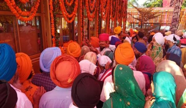 ਕੌਮਾਂਤਰੀ ਨਗਰ ਕੀਰਤਨ ਦਾ ਗੁਰੂਦੁਆਰਾ ਬਾਬਾ ਅਜਾਪਾਲ ਸਿੰਘ ਜੀ (ਘੋੜਿਆ ਵਾਲਾ) ਨਾਭਾ ਵਿਖੇ ਪਹੁੰਚਣ ‘ਤੇ ਭਰਵਾਂ ਸਵਾਗਤ