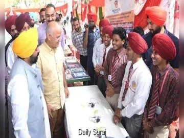 पंजाब के सरकारी स्कूलों में 9 अक्टूबर को 'मेगा PTM': नियमित पढ़ाई रहेगी स्थगित, अभिभावकों से पूछे जाएंगे खास सवाल
