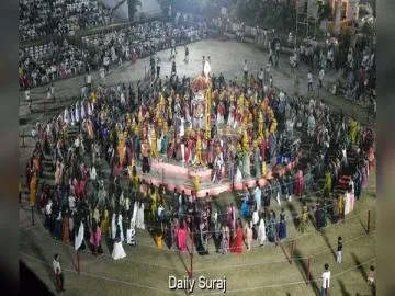 Non-Hindus Asked to Leave Ahmedabad Garba Event; Singer Aditya Gadhvi Says ‘Not My Message’