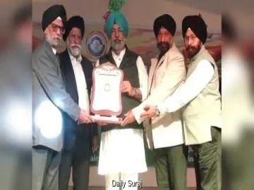 Outstanding Students Honoured at Guru Harkrishan School’s Annual Celebration